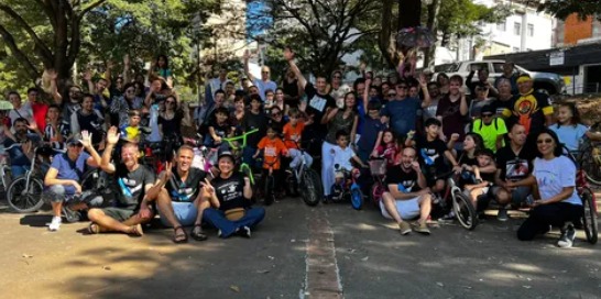 Registro institucional: Encontro em Minas Gerais.